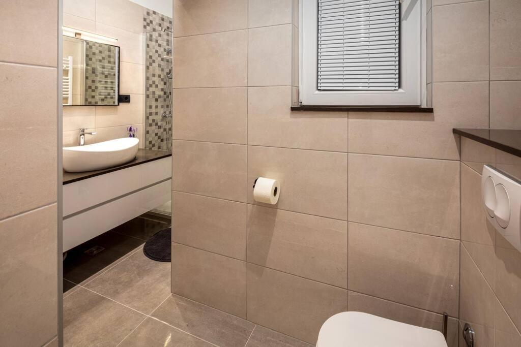 Apartman Drago 4* - 2 Minutes From The Town Centre Split Ngoại thất bức ảnh